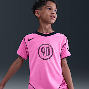 Nike Total 90 Older Kids' Dri-FIT Football Shirt. Nike SI